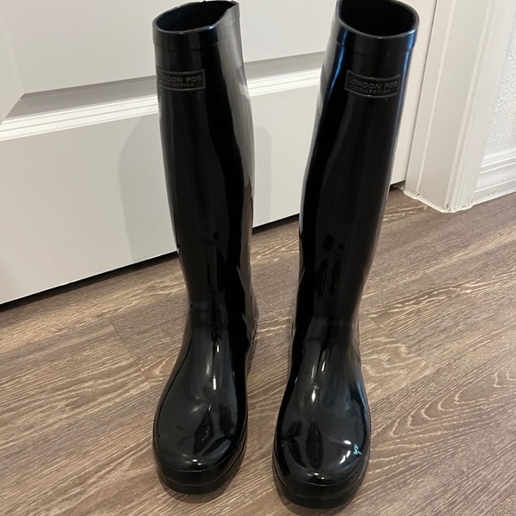 London Fog Tall Rainboots - Picture 3 of 7